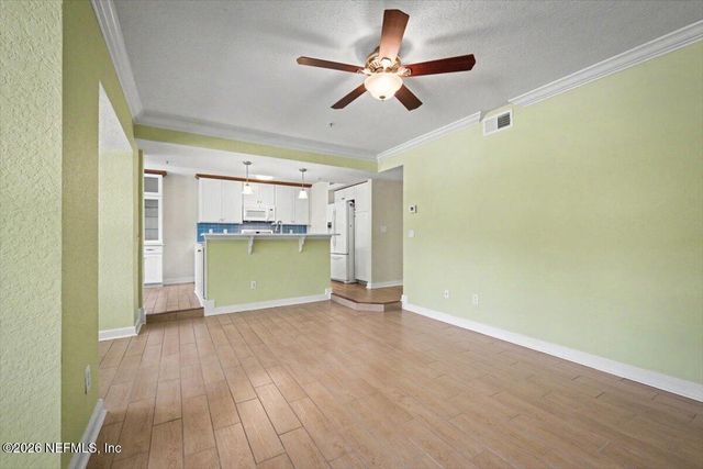 101 25TH Avenue J13, Jacksonville Beach, FL 32250