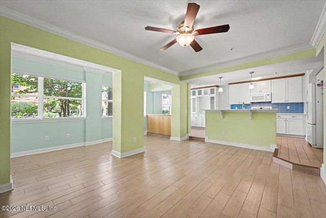 101 25TH Avenue J13, Jacksonville Beach, FL 32250