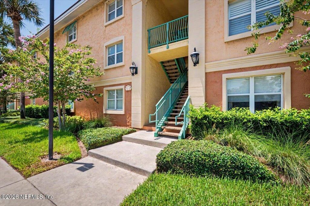101 25TH Avenue J13, Jacksonville Beach, FL 32250