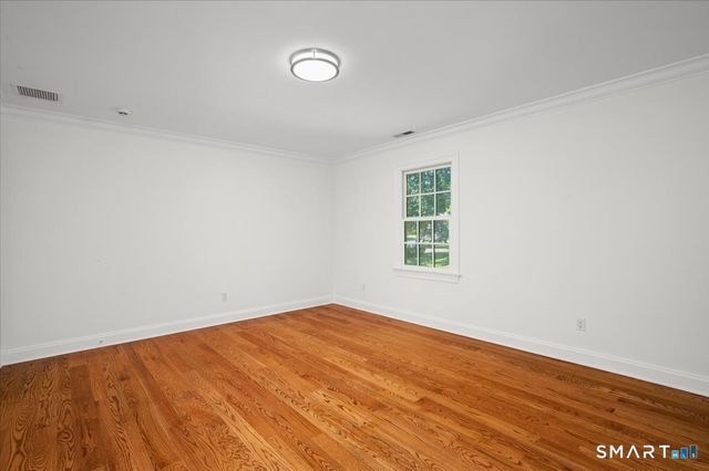 27 Woody Lane, Westport, CT 06880