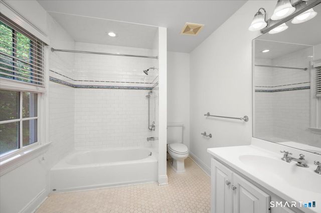27 Woody Lane, Westport, CT 06880