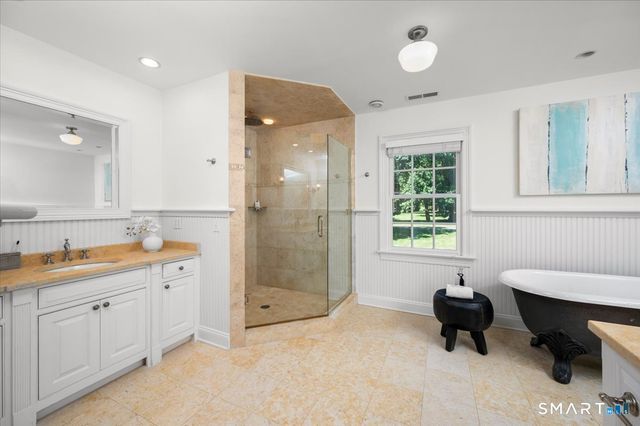 27 Woody Lane, Westport, CT 06880