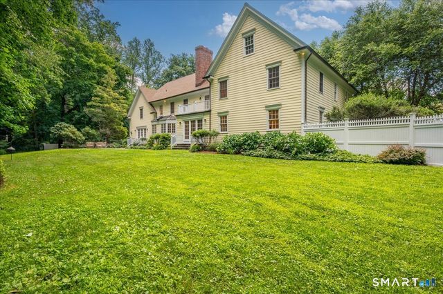 27 Woody Lane, Westport, CT 06880