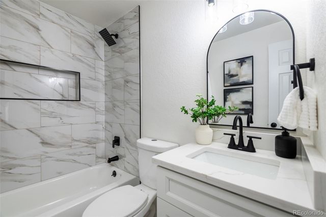 15785 W 2nd Avenue, Golden, CO 80401