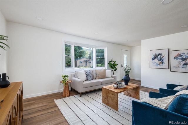 15785 W 2nd Avenue, Golden, CO 80401