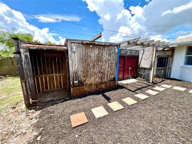 4708 Orange Grove BLVD, North Fort Myers, FL 33903