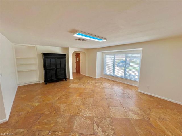 4708 Orange Grove BLVD, North Fort Myers, FL 33903