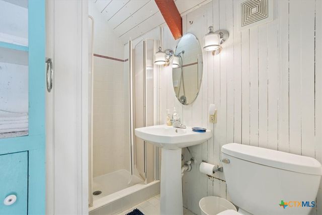 20 Rock Creek Drive, Salado, TX 76571