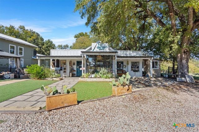 20 Rock Creek Drive, Salado, TX 76571