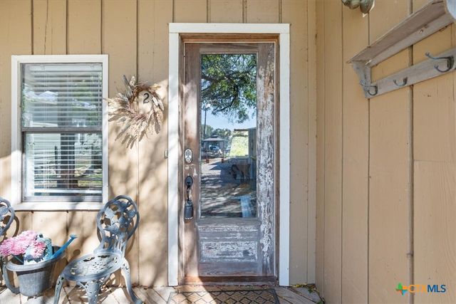 20 Rock Creek Drive, Salado, TX 76571