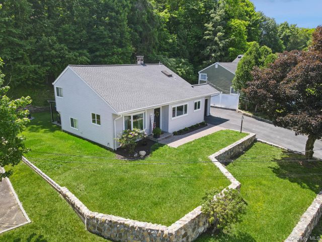12 Stony Brook Road, Sloatsburg, NY 10974