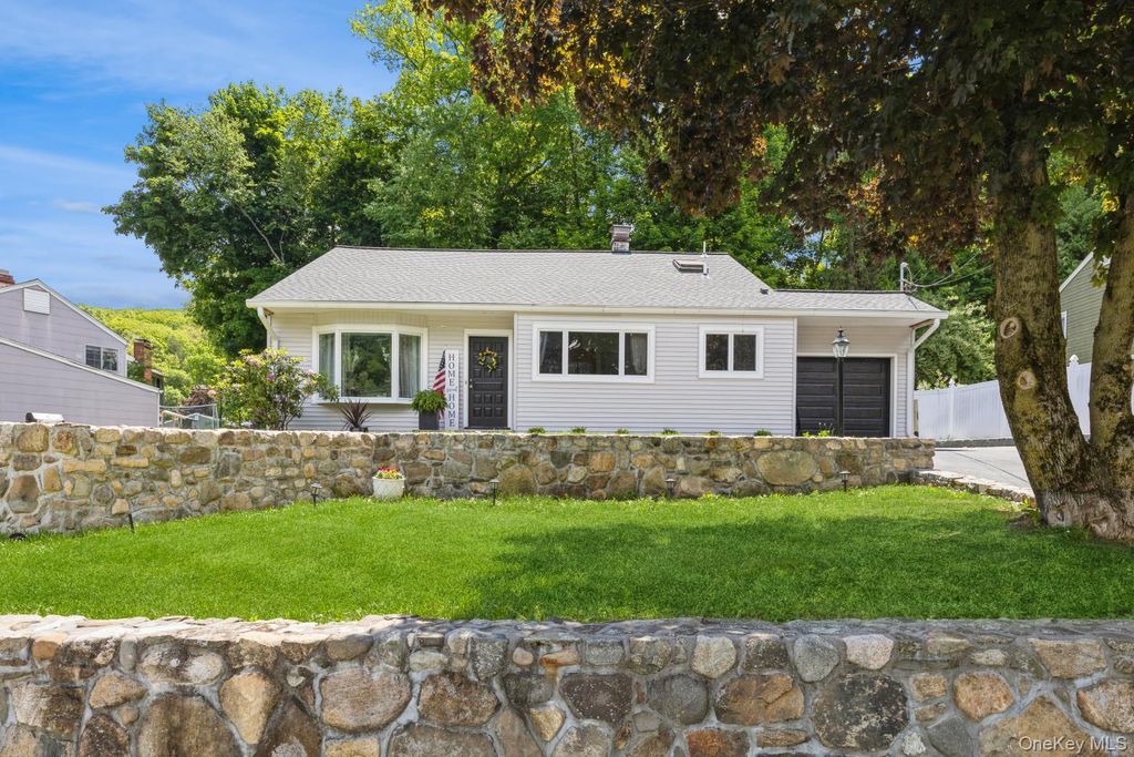 12 Stony Brook Road, Sloatsburg, NY 10974