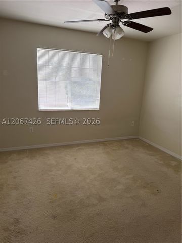 6559 Emerald Dunes Dr 303, West Palm Beach, FL 33411