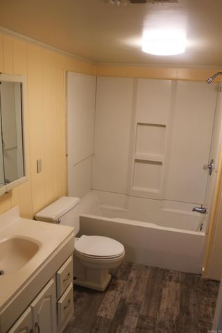 703 E 5TH Streets, Hope, AR 71801