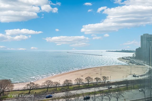 1150 N Lake Shore Drive 13D, Chicago, IL 60611