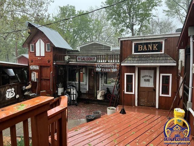 108 Highland AVE, Hoyt, KS 66440