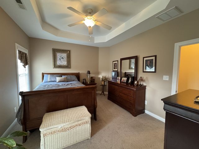 126 Keeton Dr, Hopkinsville, KY 42240