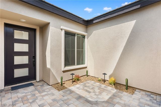 153 Mirage View Drive, Henderson, NV 89011