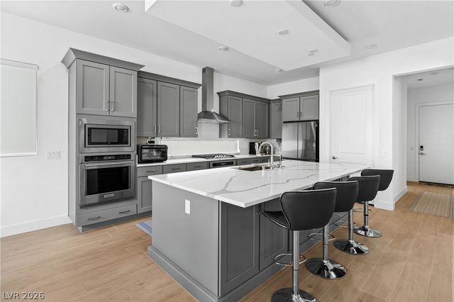 153 Mirage View Drive, Henderson, NV 89011