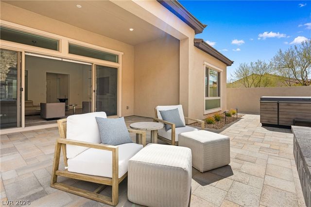 153 Mirage View Drive, Henderson, NV 89011