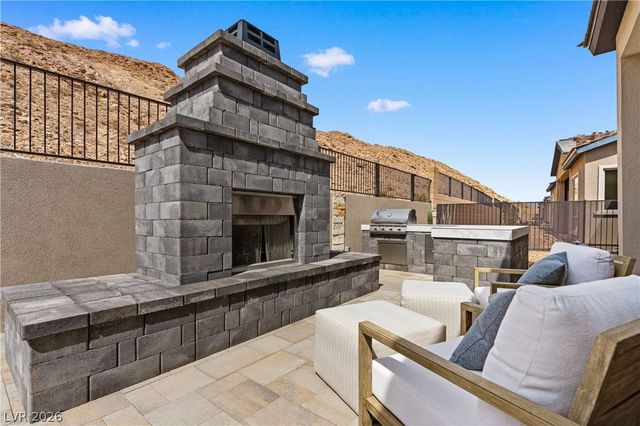 153 Mirage View Drive, Henderson, NV 89011