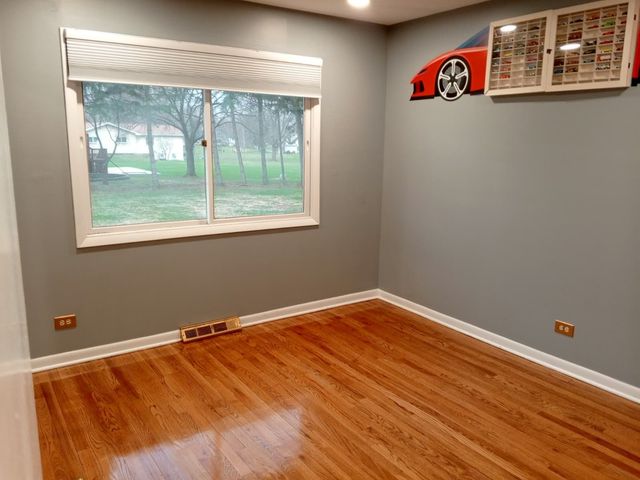 4N580 Chatham Court, West Chicago, IL 60185