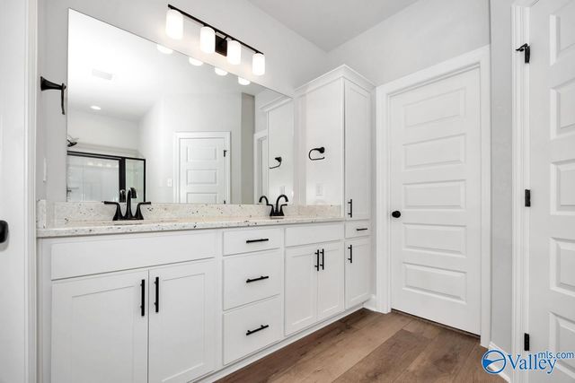 24098 Quints Drive, Athens, AL 35613