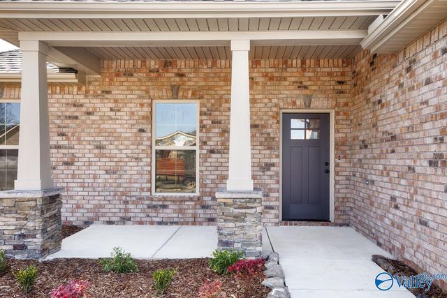 24098 Quints Drive, Athens, AL 35613