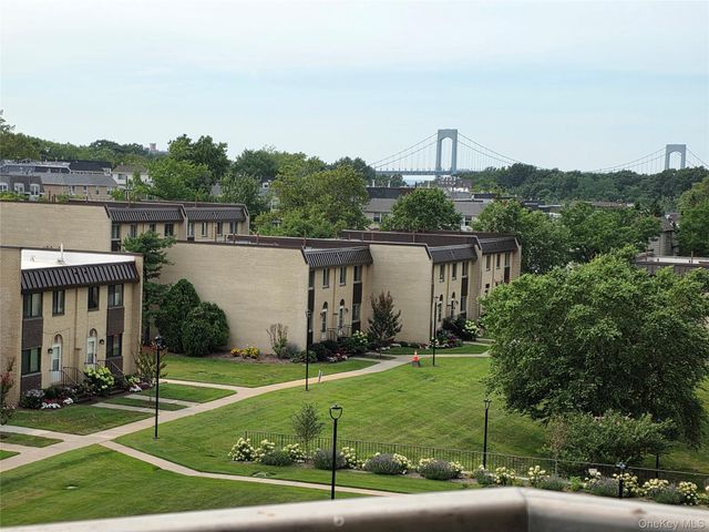 18-05 215th Street 5D, Bayside, NY 11360