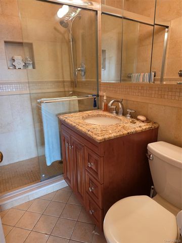 18-05 215th Street 5D, Bayside, NY 11360