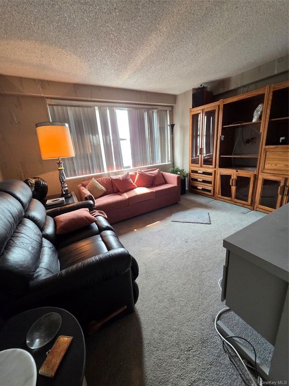 18-05 215th Street 5D, Bayside, NY 11360 — photo 3