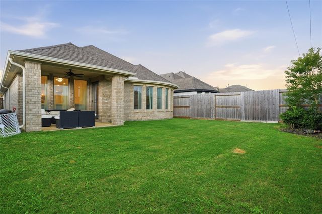 10426 Skyward Estate Trail, Richmond, TX 77406