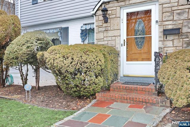 669 Ramapo Road, Teaneck, NJ 07666