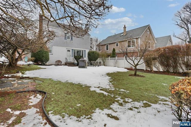 669 Ramapo Road, Teaneck, NJ 07666