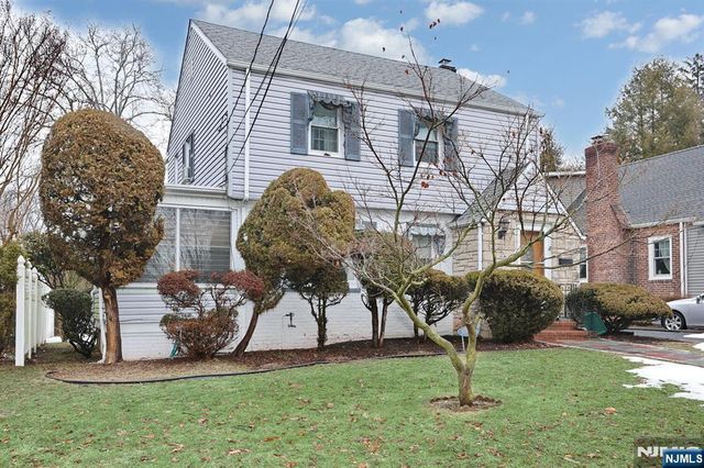 669 Ramapo Road, Teaneck, NJ 07666