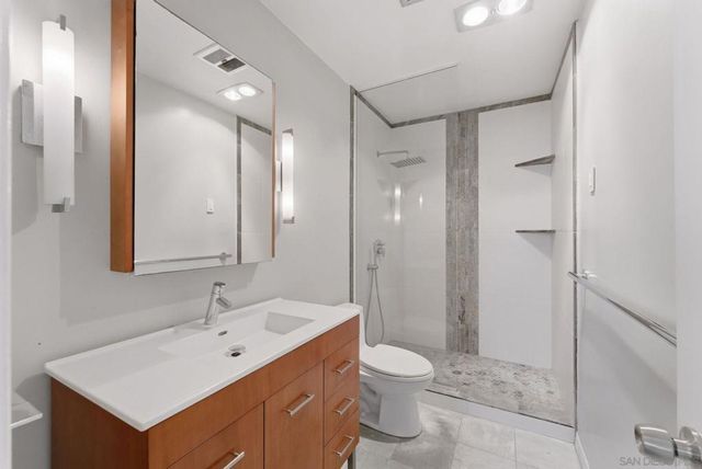 356 Playa Del Norte 8, La Jolla, CA 92037