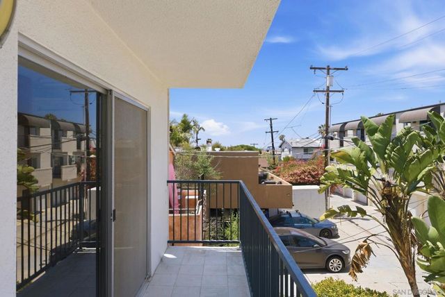 356 Playa Del Norte 8, La Jolla, CA 92037