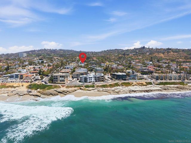 356 Playa Del Norte 8, La Jolla, CA 92037