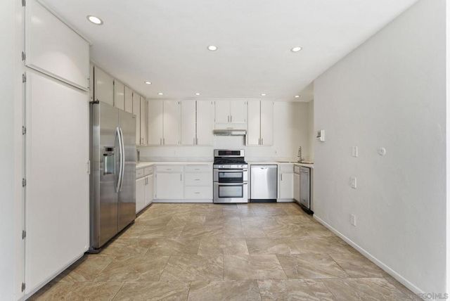 356 Playa Del Norte 8, La Jolla, CA 92037