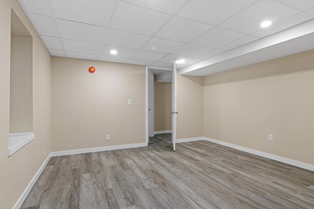 687 Dover Street NE, Fridley, MN 55432