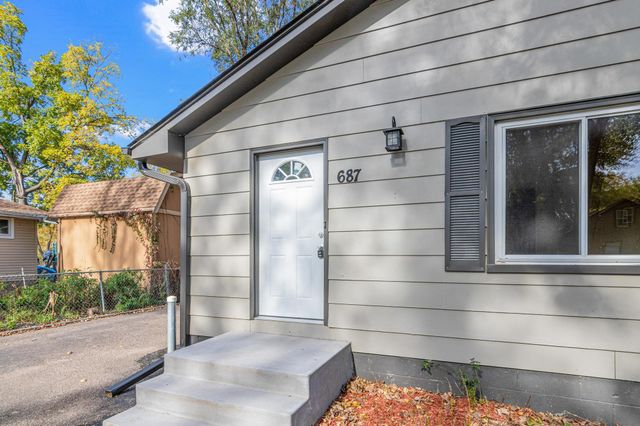 687 Dover Street NE, Fridley, MN 55432