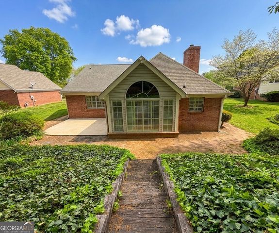 110 Brittany Chase, Fayetteville, GA 30214