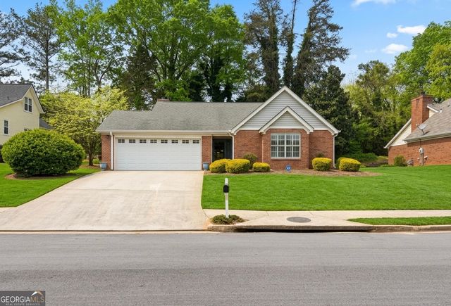 110 Brittany Chase, Fayetteville, GA 30214