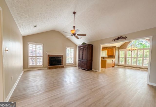 110 Brittany Chase, Fayetteville, GA 30214