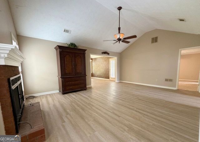 110 Brittany Chase, Fayetteville, GA 30214