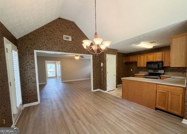 110 Brittany Chase, Fayetteville, GA 30214