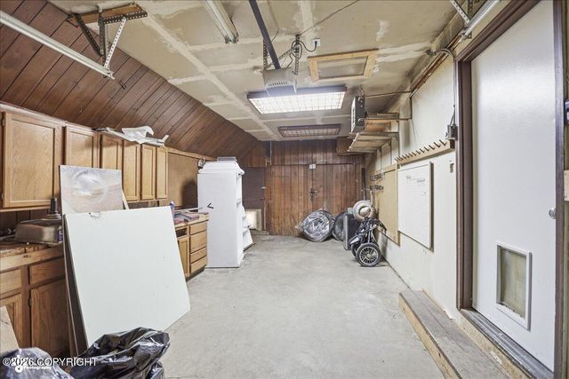 3740 E 66th Avenue, Anchorage, AK 99507