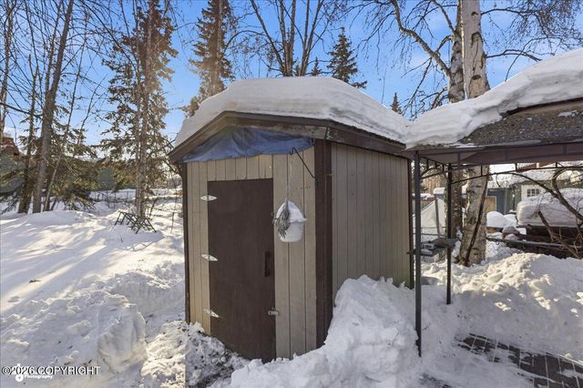 3740 E 66th Avenue, Anchorage, AK 99507