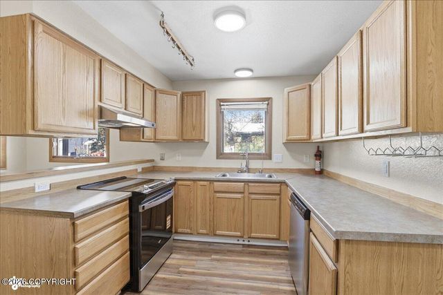 3740 E 66th Avenue, Anchorage, AK 99507