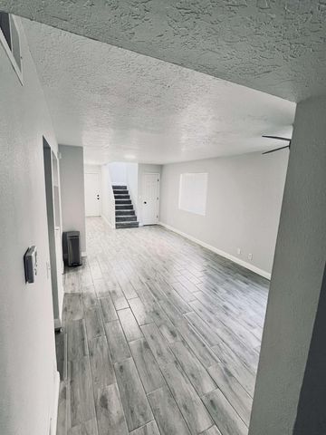 640 Bataan Drive SW, Albuquerque, NM 87121